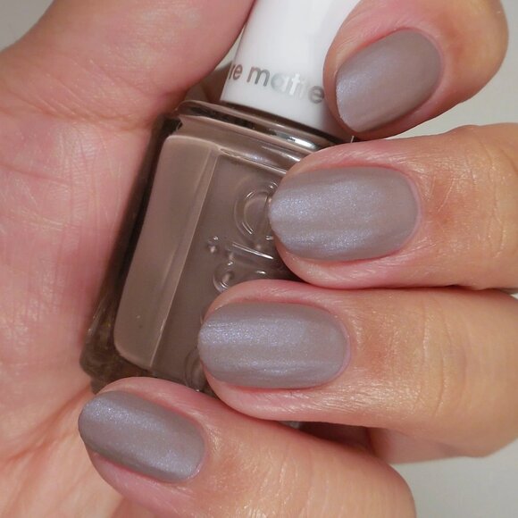 Essie COMFY IN CASHMERE#3037 Nail Polish Lacquer - Picture 5 of 5